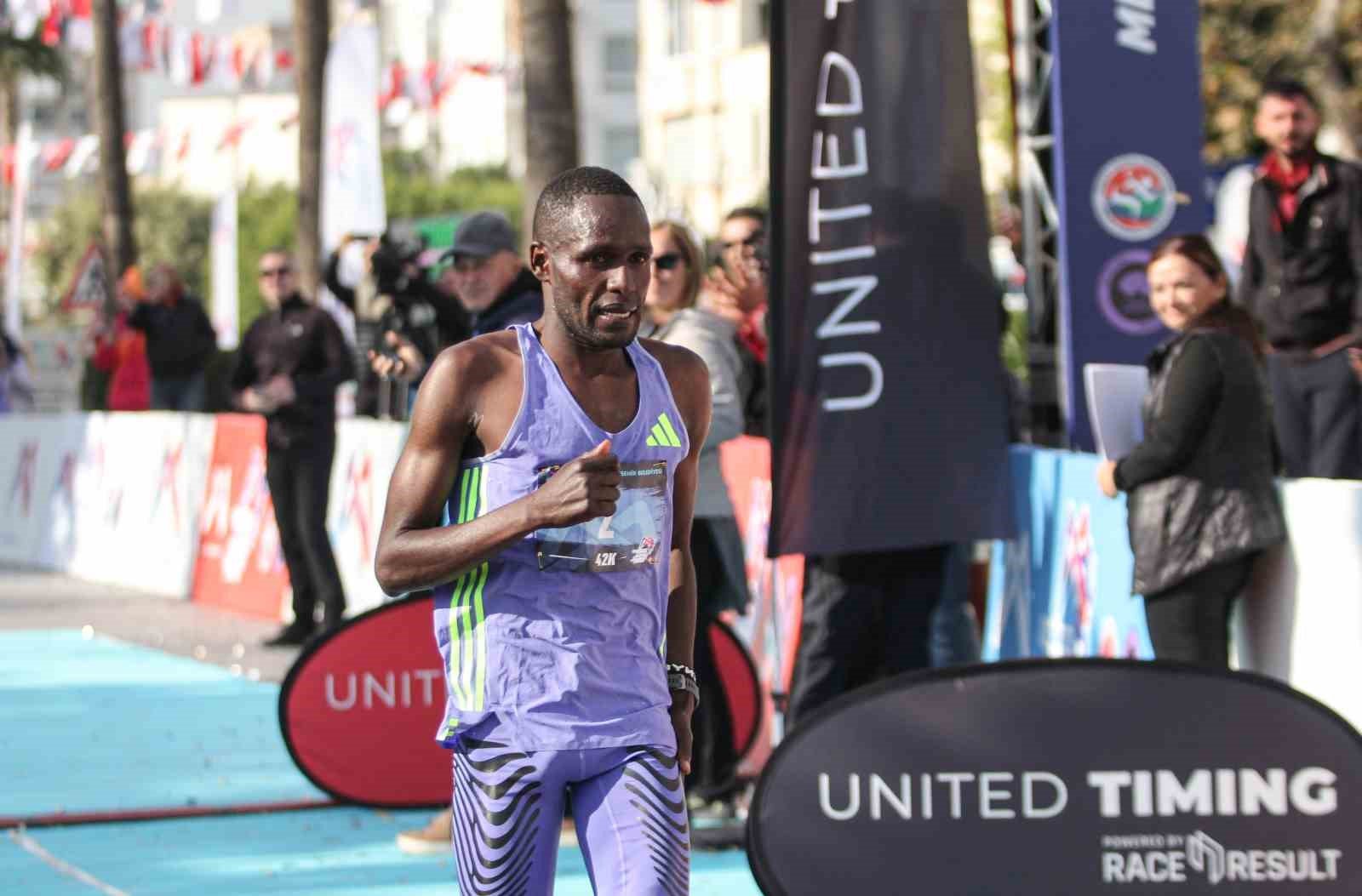 6. Milletlerarası Mersin Maratonu: ’Türkiye Maratonlar Rekoru’ kırıldı Mersin Büyükşehir Belediyesi tarafından bu yıl 6. kez düzenlenen Uluslararası