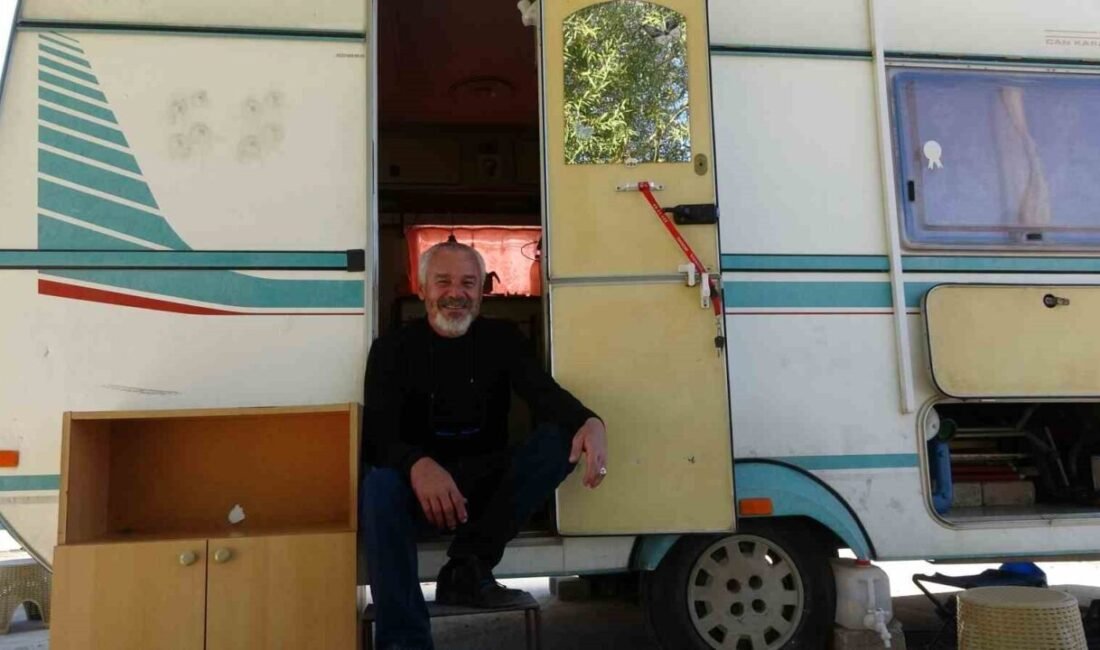 Burdur Mehmet Akif Ersoy Üniversitesi (MAKÜ) Felsefe Bölümü ikinci sınıf