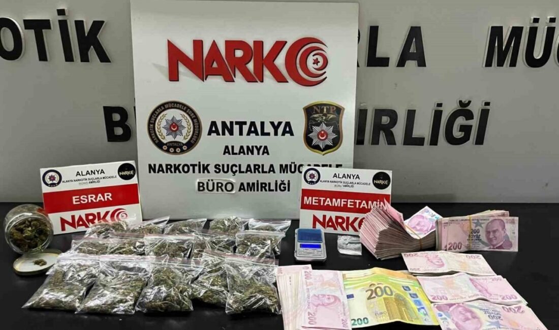 Antalya’nın Alanya ilçesinde uyuşturucu ticareti yapan 2 şüpheli yakalandı. Alanya