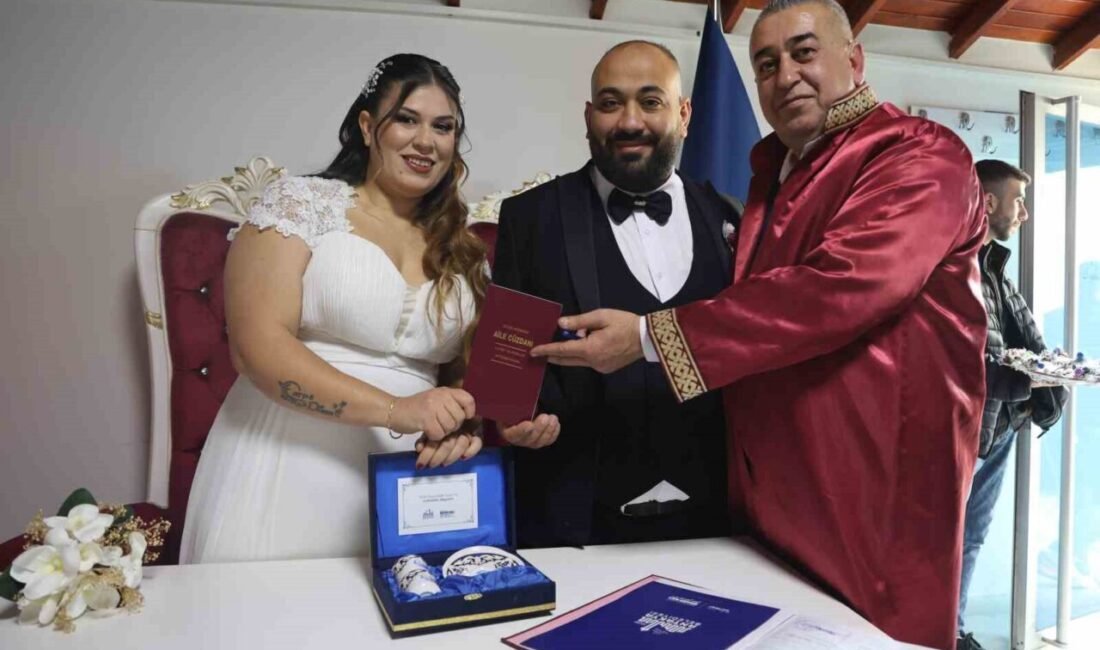 Hatay’ın Antakya ilçesinde bu yıl bin 140 çift, prefabrik binada