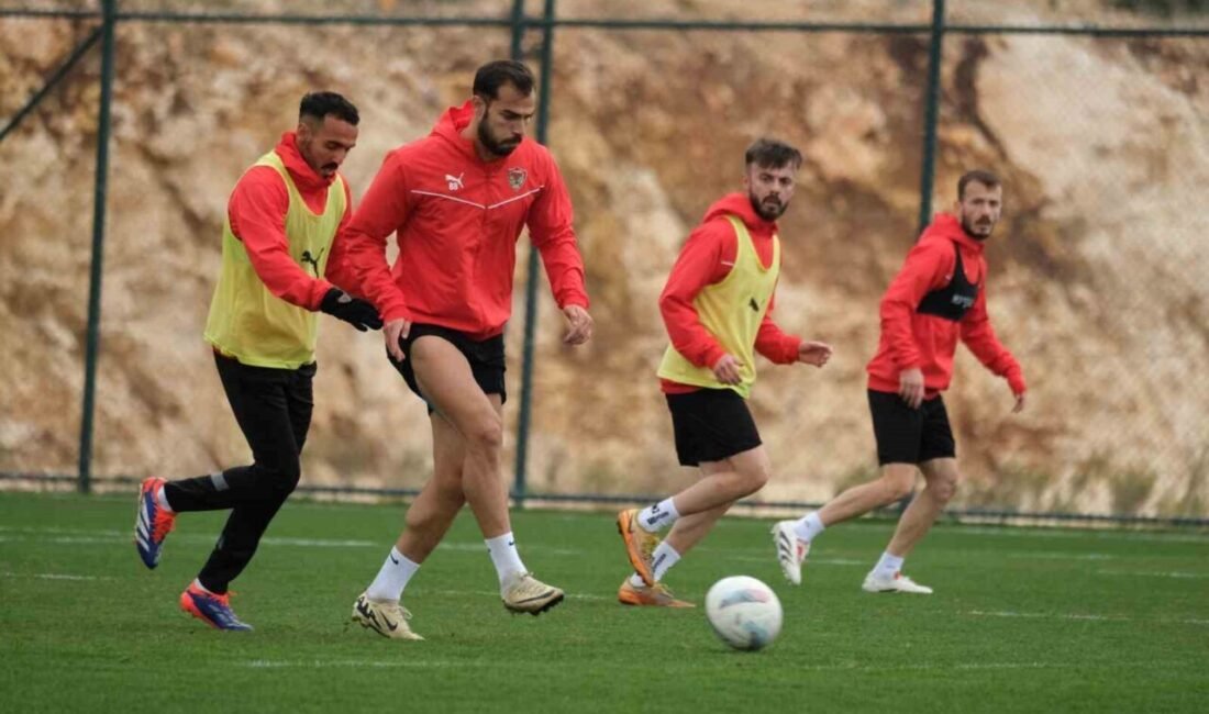 Trendyol Süper Lig’in 17. haftasında Adana Demirspor ile Mersin Stadyumu’nda