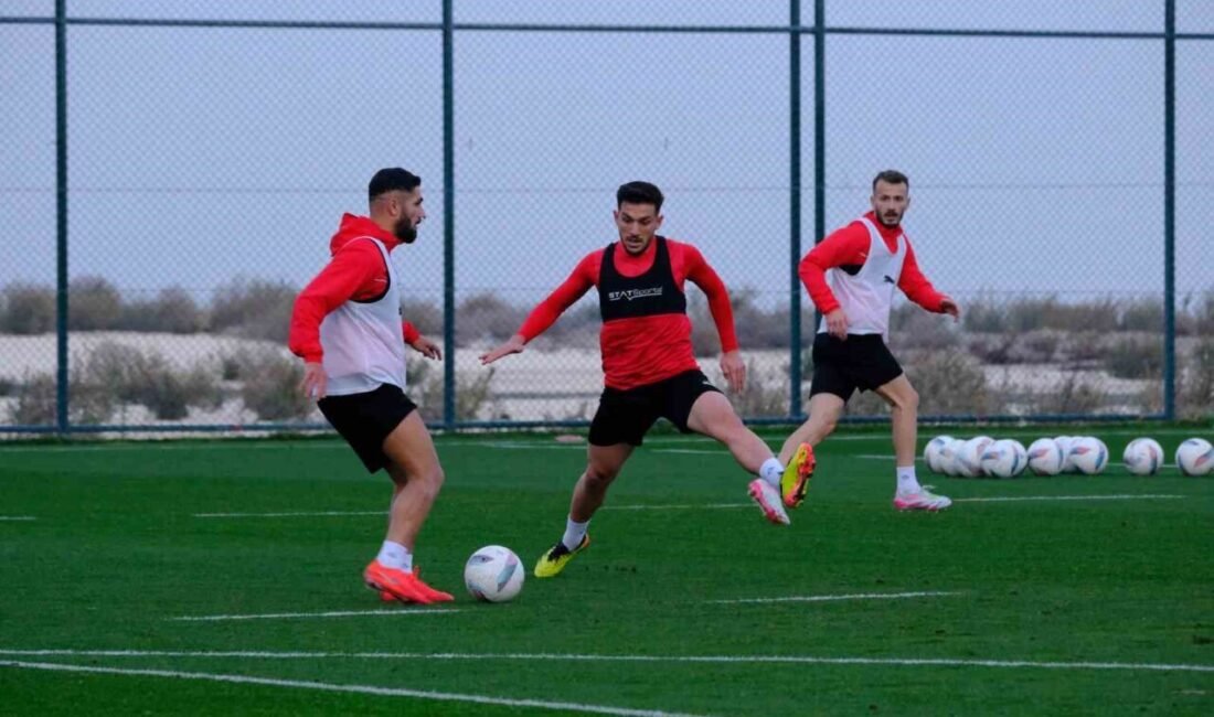 Atakaş Hatayspor, Fenerbahçe maçı hazırlıklarına sportif direktör Yılmaz Bal yönetiminde