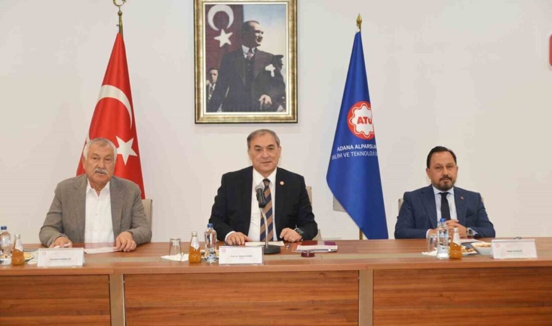 Eğitim-öğretim, araştırma-geliştirme, sanayi ve toplumla ilişkiler gibi konularda fikir alış-verişinde