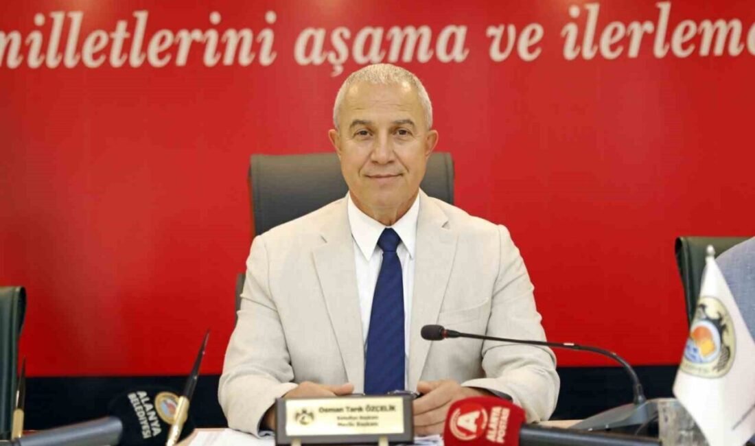 Antalya’nın Alanya Belediye Başkanı Osman Tarık Özçelik, Yeni Alanyalılar olarak