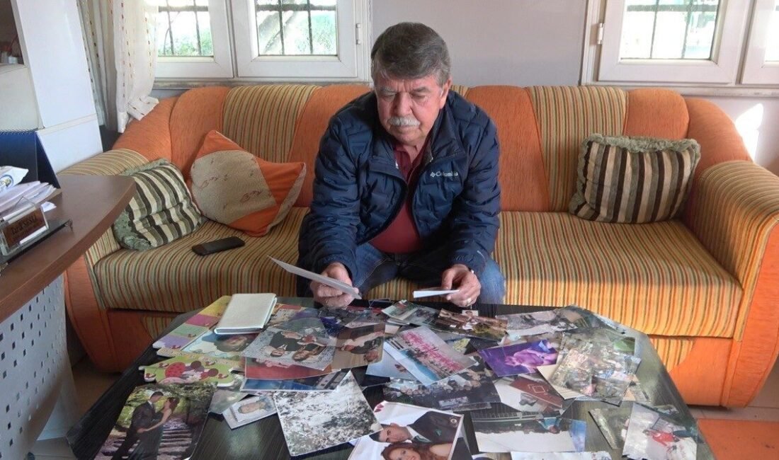 Osmaniye’de deprem sonrası kontrollü olarak yıkılan hasarlı binalardan insanların fotoğrafını
