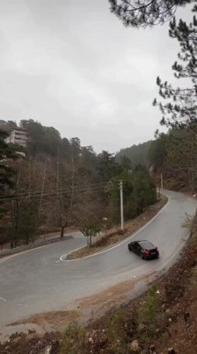 Antalya’nın Alanya ilçesinde drift atan sürücü jandarma ekipleri tarafından yakalanarak