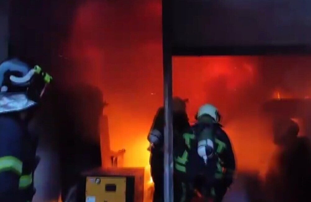 Kahramanmaraş’ta bir iş yerinde çıkan yangın itfaiye ekiplerince söndürüldü. Yangın,