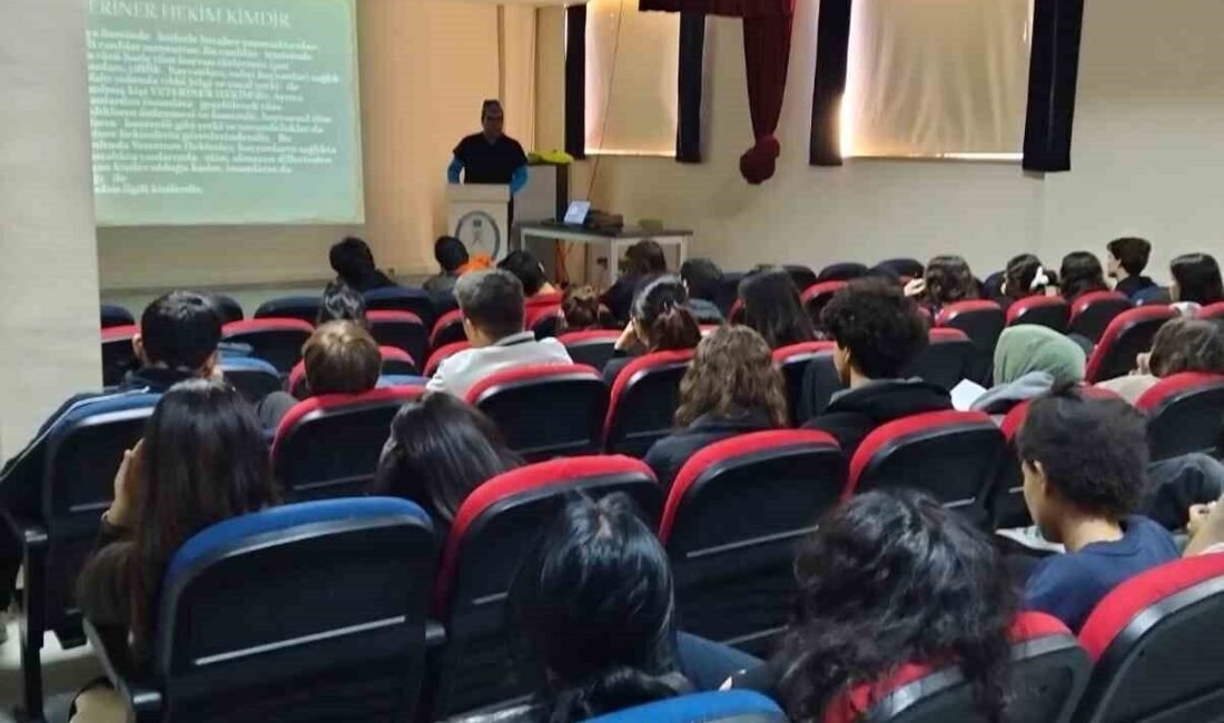 Kemer Belediyesi Hayvan Barındırma Tedavi ve Rehabilitasyon Merkezi görevlileri Göynük