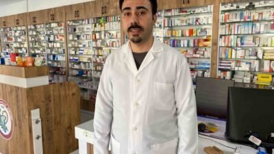 Antalya’da bir kişi, kızıyla boşanma aşamasındaki eczacı damadının iş yerine