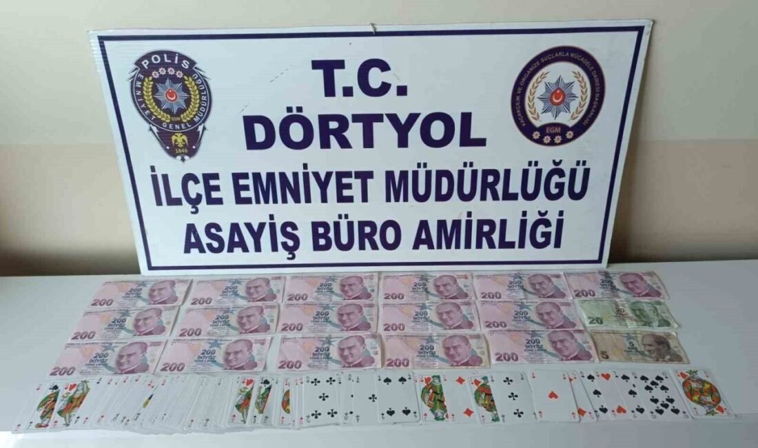 Hatay’da kumar oynayan 8 şahsa 51 bin 400 TL idari