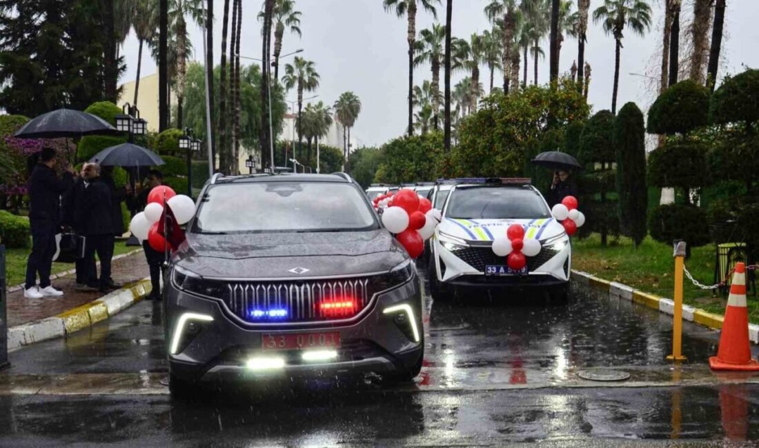 Mersin’de sünnet ettirilen dezavantajlı çocuklar için konvoy düzenlendi. Vali Ali