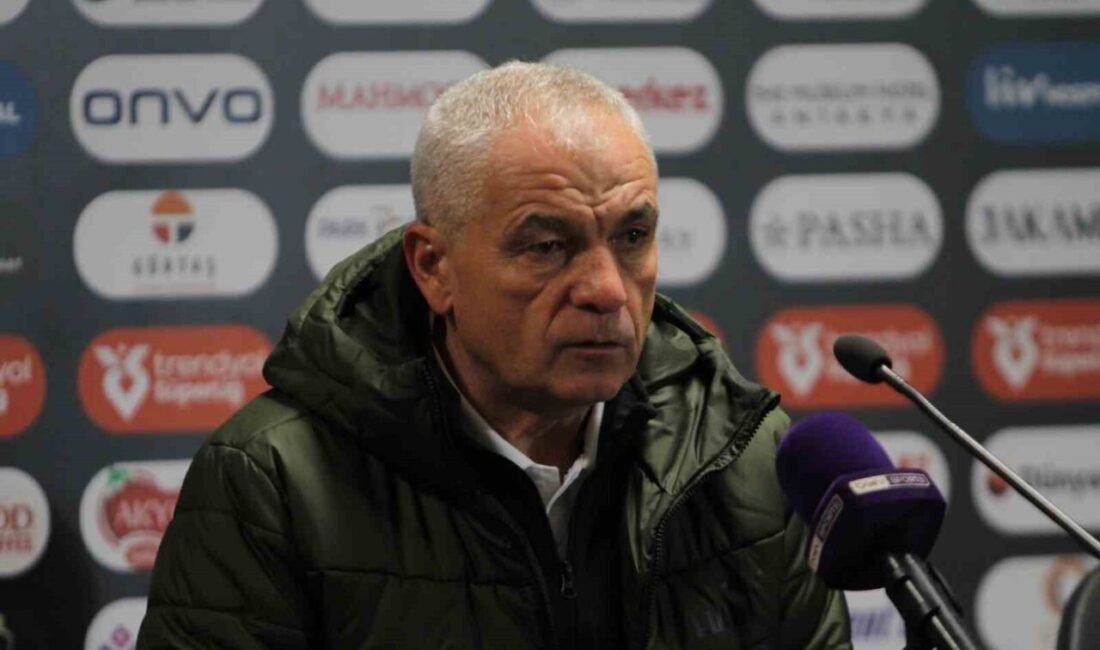 Atakaş Hatayspor Teknik Direktörü Rıza Çalımbay, Adana Demirspor maçının sıkıntılı