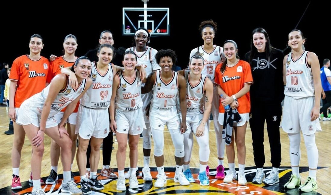 Türkiye Kadınlar Basketbol Süper Ligi’nde Nesibe Aydın’ı yenen ÇBK Mersin’in