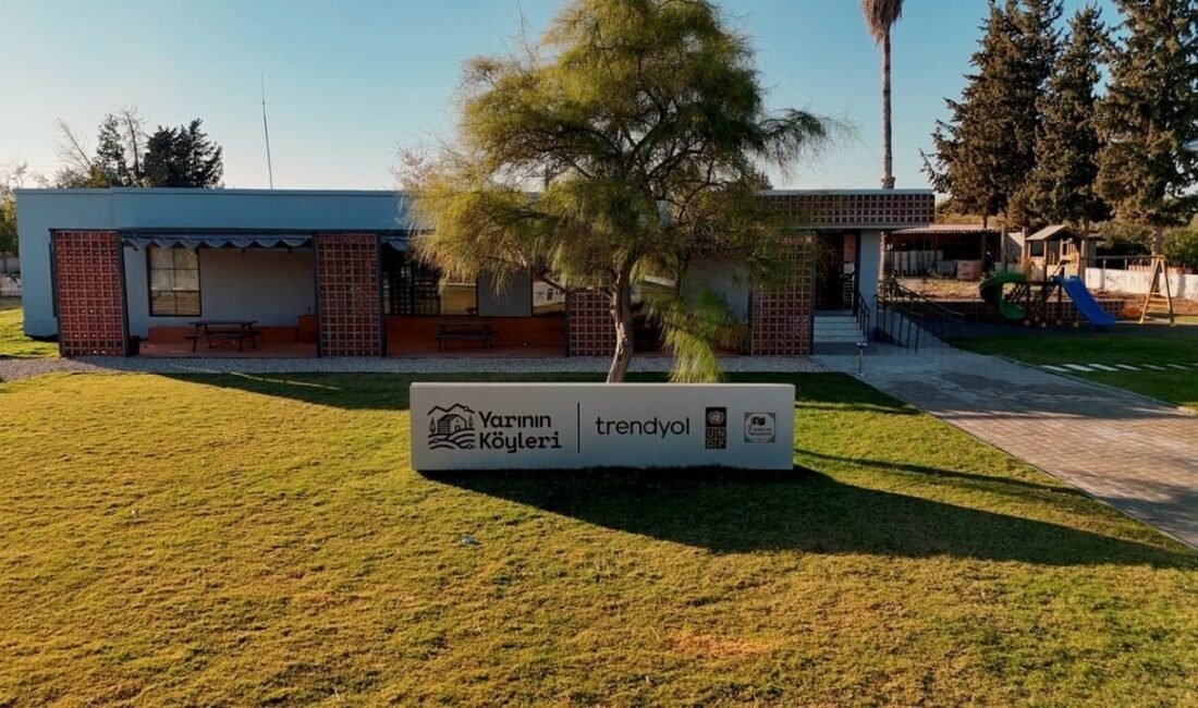 Yarının Köyleri projesinin ilk durağı olan Adana-Kürkçüler Dijital Merkezi, ilk