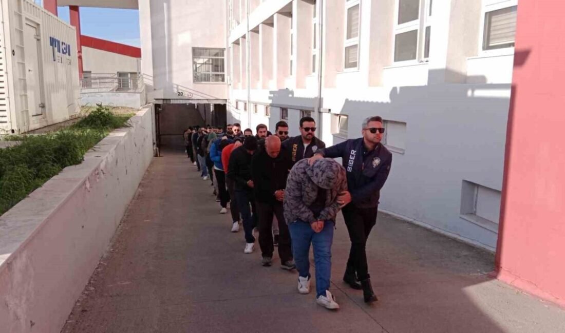 Adana merkezli 4 ilde yurt dışından yasa dışı bahis sitesi