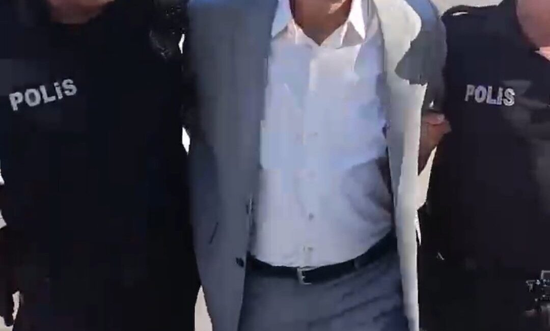 Adana’da Seyhan polisi yaptığı operasyonda 30 yıl hapis cezasıyla aranan