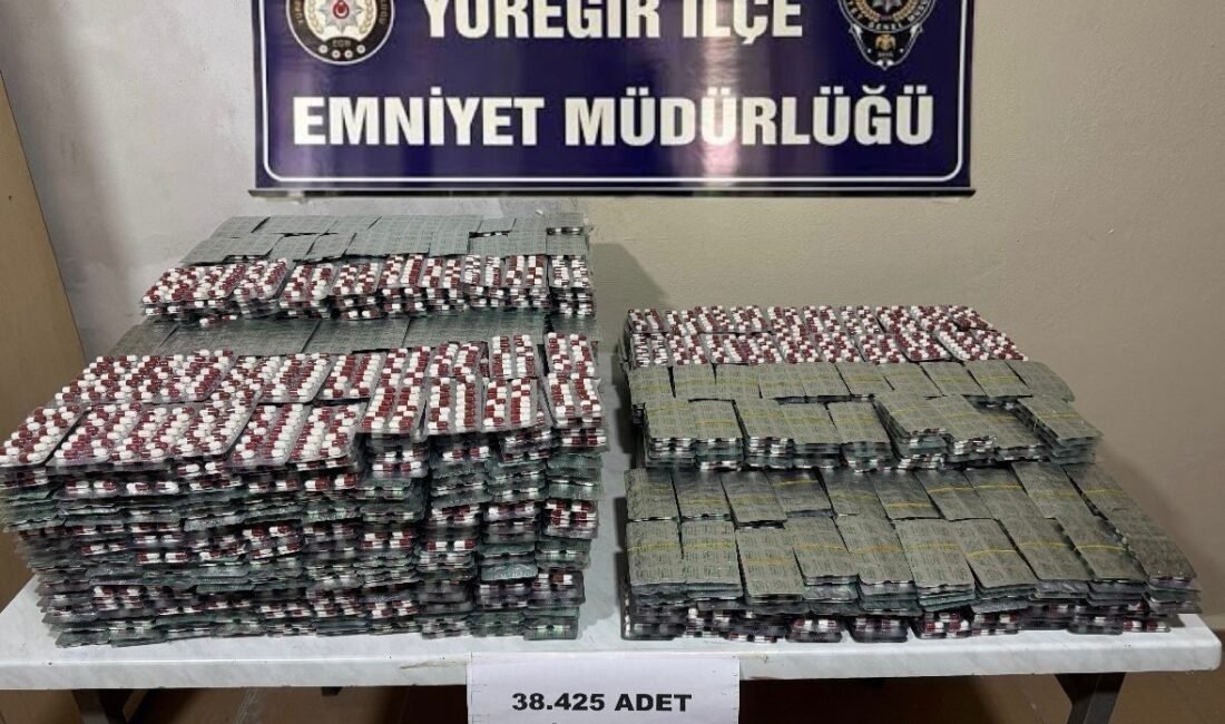 Adana’da polisin bir eve yaptığı baskında 38 bin 425 uyuşturucu