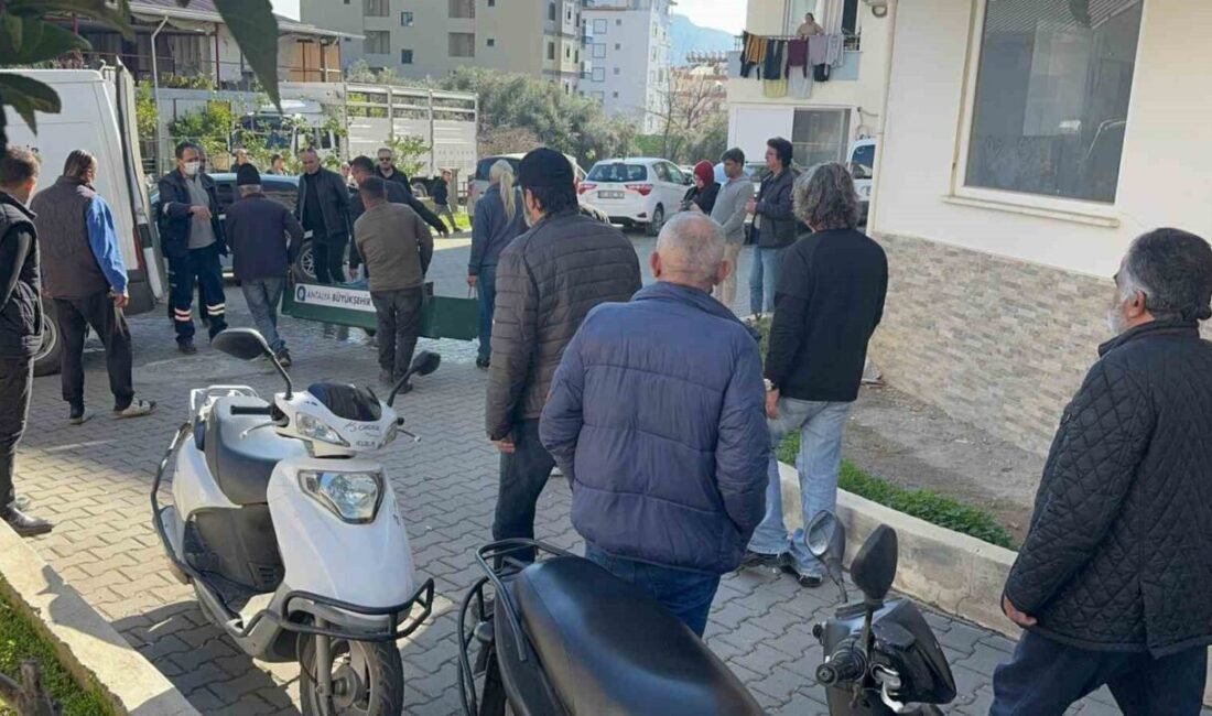 Antalya’nın Gazipaşa ilçesinde yalnız yaşayan 60 yaşındaki Niyazi Yaman, yakınları