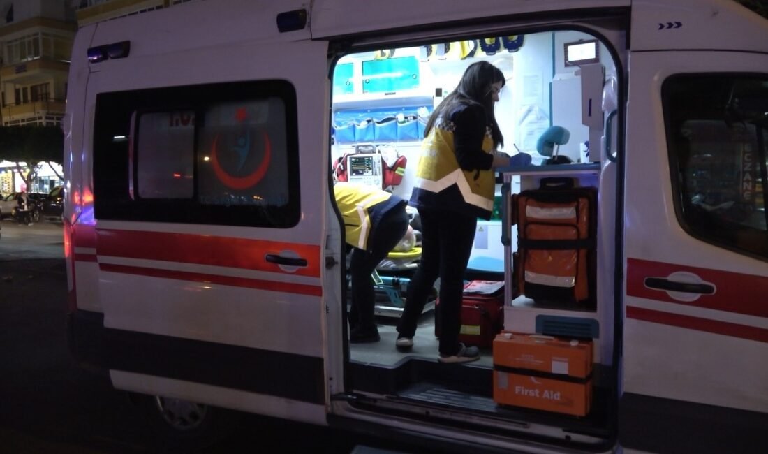 Antalya’nın Alanya ilçesinde motosikletin çarptığı yaya yaralandı. Kaza, dün saat