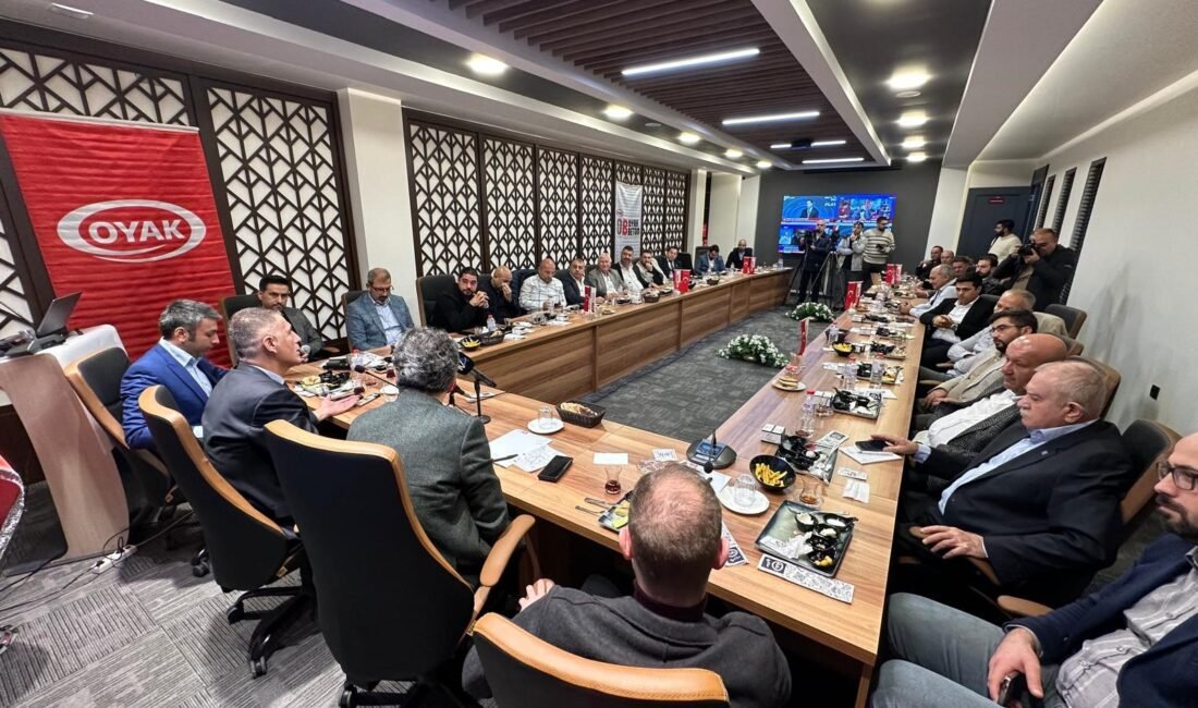 Doğu Akdeniz İnşaat Müteahhit Birlikleri Federasyonu Genel Başkanı Mustafa Karslıoğlu,