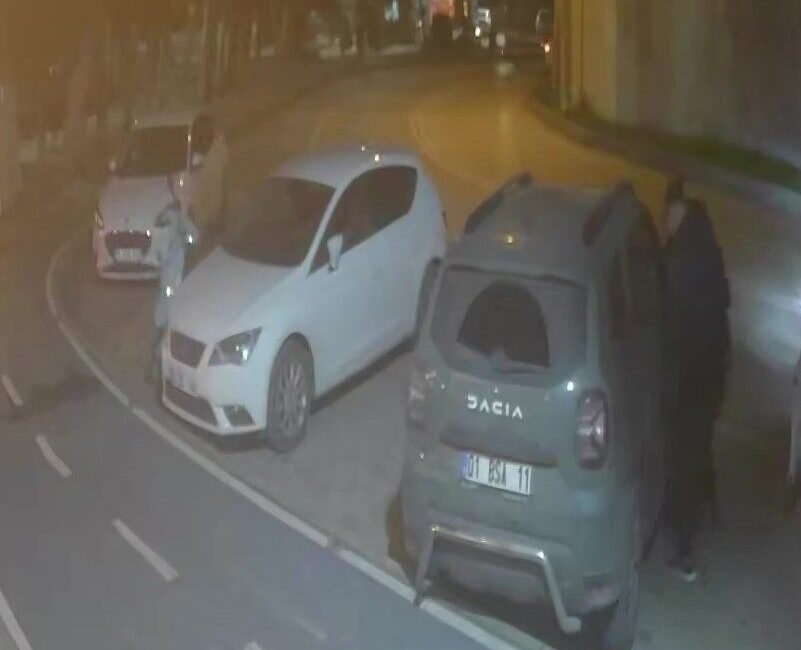 Adana’da park halindeki cipten hırsızlık yapan kişi güvenli kameraları tarafından