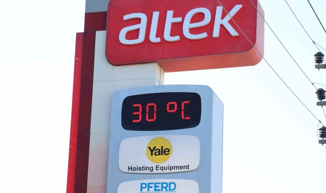 Adana’da termometreler 30 dereceyi gösterdi. Kış ortasında güneşli havanın tadını