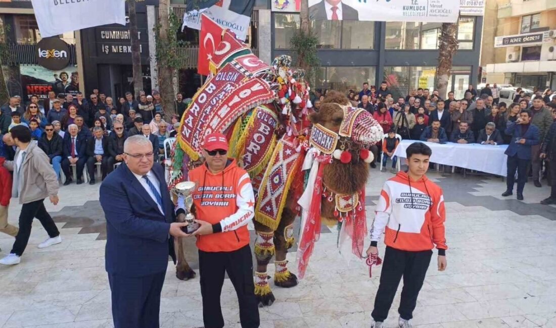 Antalya’nın Kumluca ilçesinde Kumluca Eğitim Vakfı (KUMEV) yararına düzenlenen geleneksel