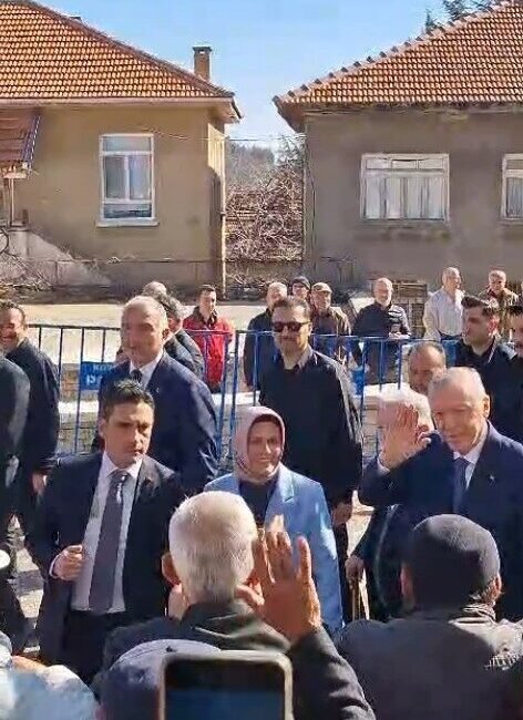 Partisinin 8’inci Olağan İl Kongresi’ne katılmak için geldiği Antalya’ya gelen