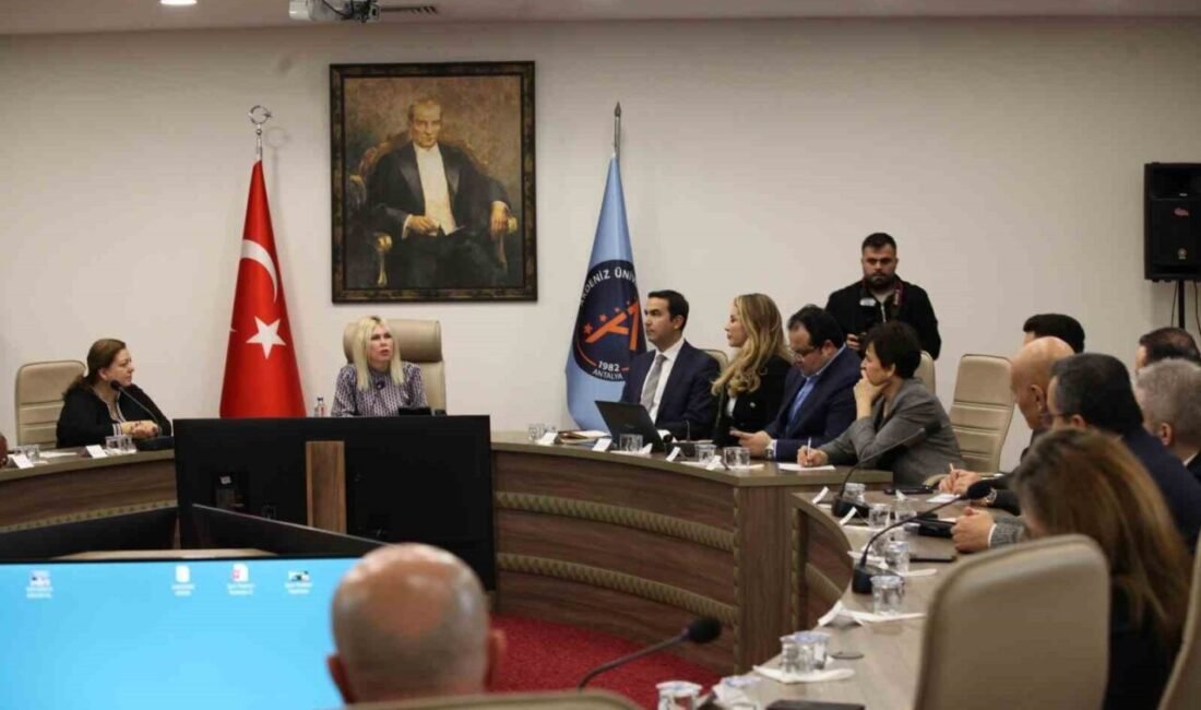 Akdeniz Bölgesi’nin en kapsamlı kariyer fuarı olan Güney Kariyer Fuarı’na