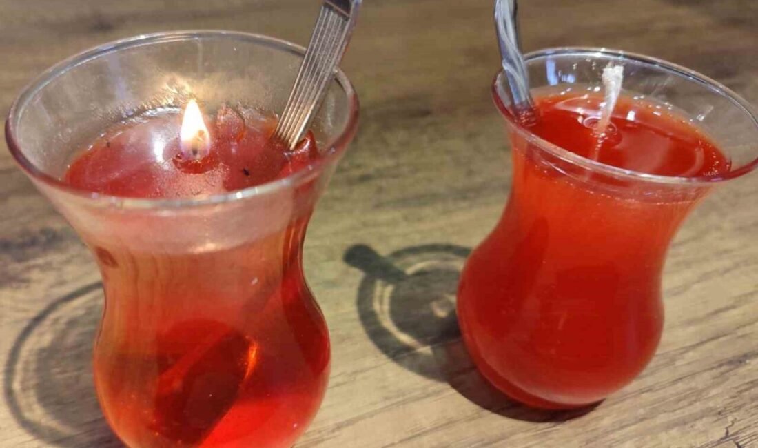 Kahramanmaraş’ta hediyelik ürünler satan bir esnafın, babasına şaka amaçlı yaptığı