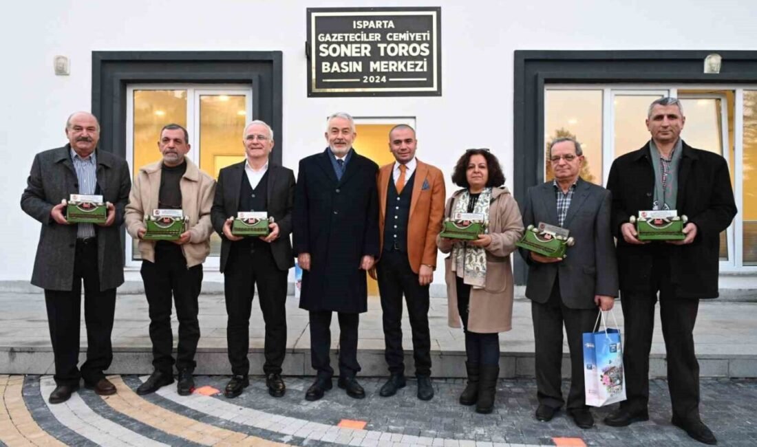 Isparta Belediye Başkanı Şükrü Başdeğirmen, 10 Ocak Çalışan Gazeteciler Günü