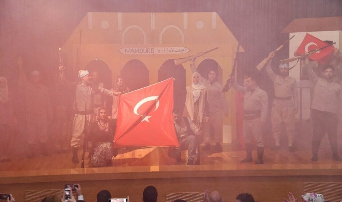 Osmaniye’nin düşman işgalinden kurtuluşunun 103. yıldönümü etkinlikleri kapsamında, sahnelenen Bir