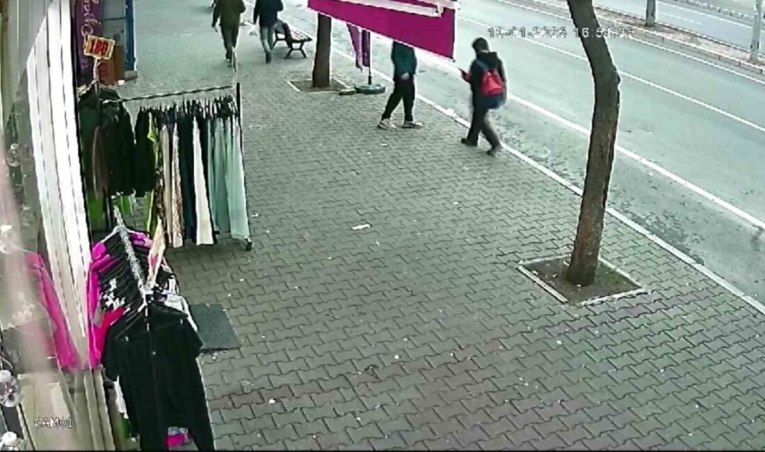 Adana’da kapkaç yöntemiyle cep telefonu çalan çocuk şüpheli polis tarafından