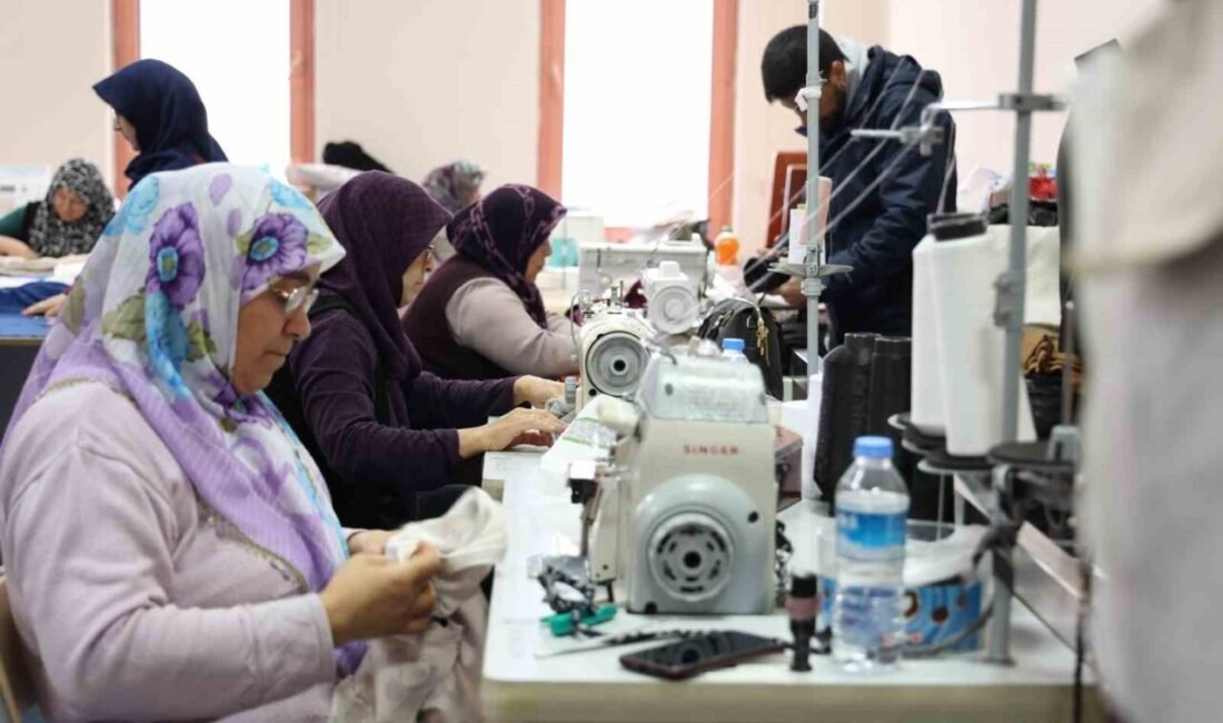 Antalya Büyükşehir Belediyesi Atatürk Sanat Eğitim Merkezleri’nde (ATASEM), ücretsiz meslek