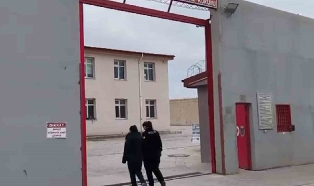 Hatay’da haklarında verilen kesinleşmiş hapis cezası ile aranan 4 şüpheli