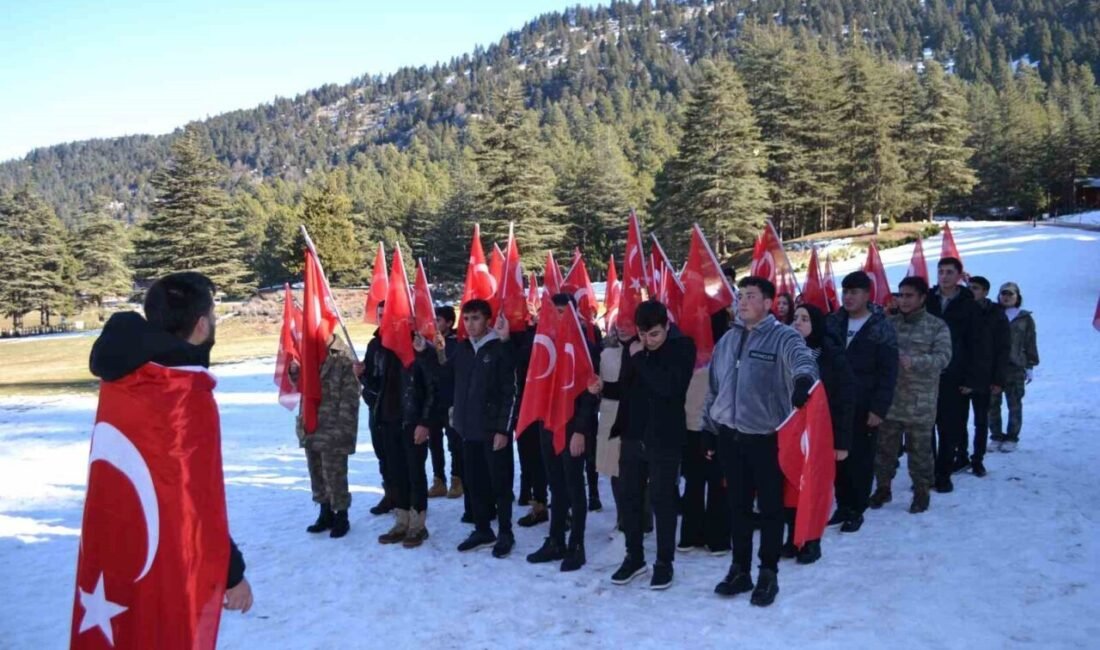 Kahramanmaraş’ta öğrenciler Sarıkamış Harekatı’nın 110. Yılı anısına karlı ve soğuk