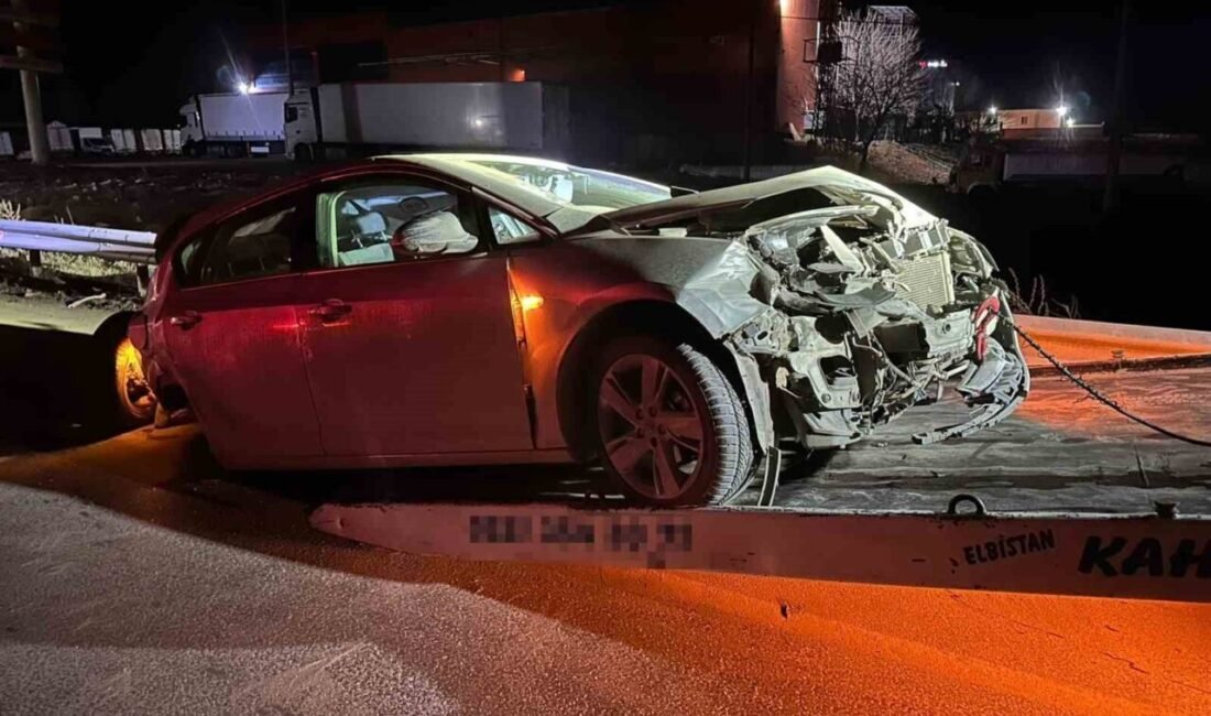 Kahramanmaraş’ta kamyonetin otomobile arkadan çarpması sonucu meydana gelen trafik kazasında