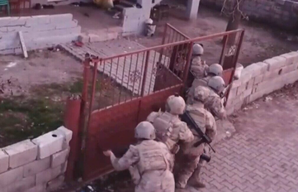 Kahramanmaraş’ta yapılan uyuşturucu operasyonunda 17 kişi tutuklandı. Kahramanmaraş Jandarma Komutanlığı
