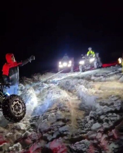 Kahramanmaraş’ta dağda mahsur kalan iki kişi ATV ve UTV motorize