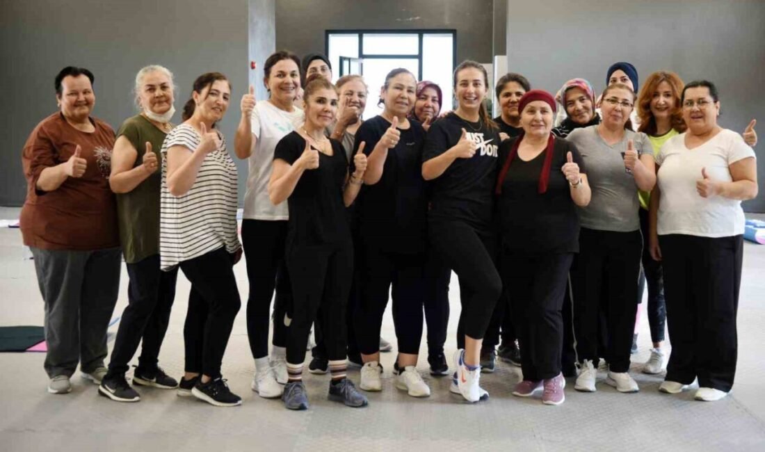Kepez Belediyespor Kulübü’nün ücretsiz düzenlediği step aerobik ve pilates kursları,