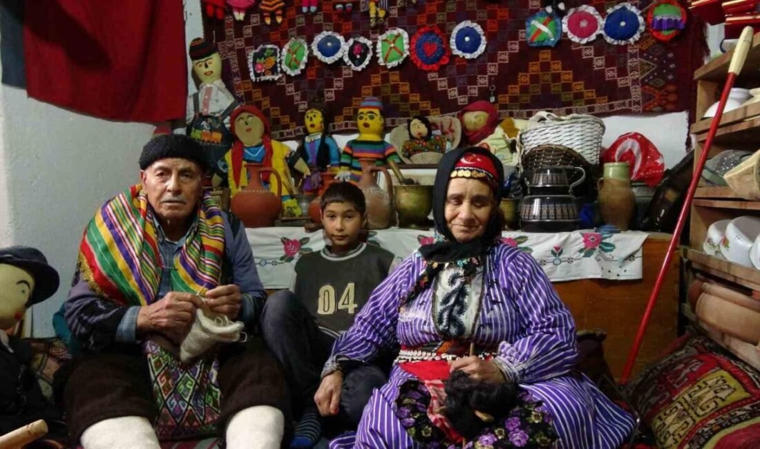 Burdur’un Aziziye köyünde yaşayan ve yörük kültürünü tanıtmak için şehir