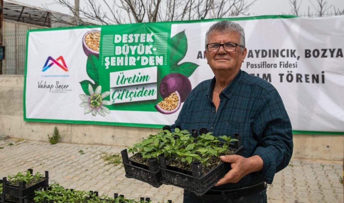 Mersin Büyükşehir Belediyesi, tarım sektöründe sürdürülebilirliği desteklemek ve çiftçinin ekonomik