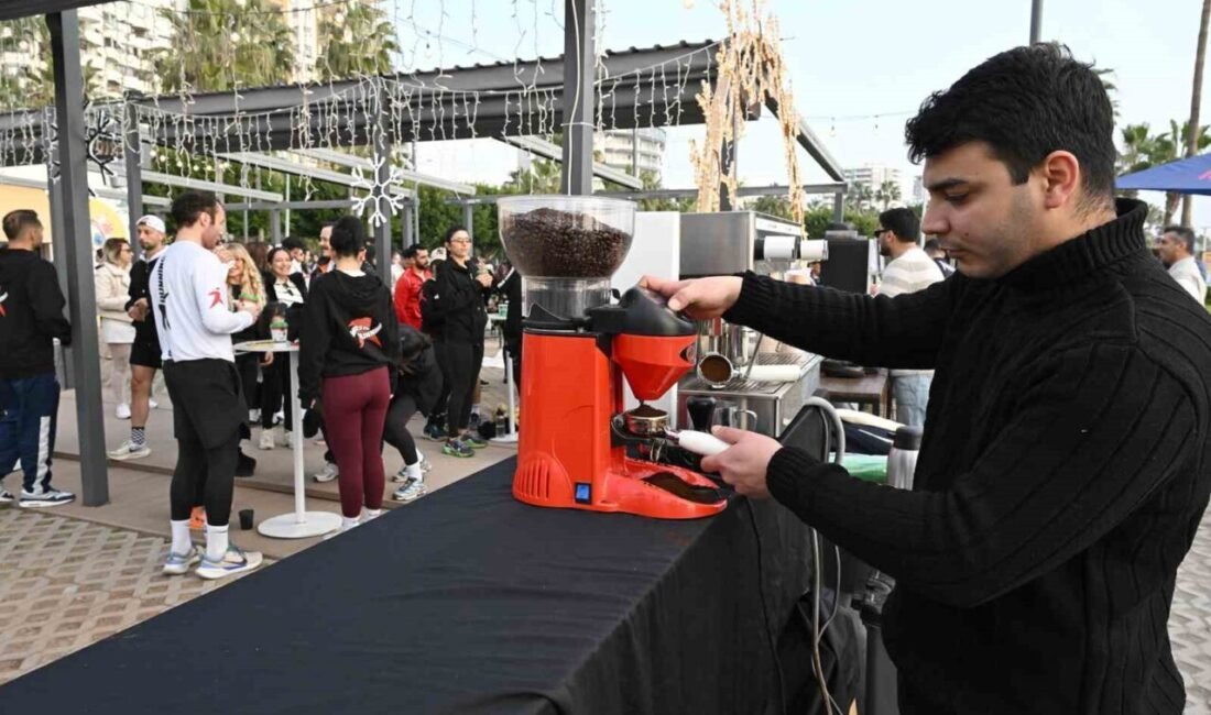 Mersin’de ‘Sabah Kahvesi Partisi’ etkinliği günün enerjisini yakala sloganıyla düzenledi.