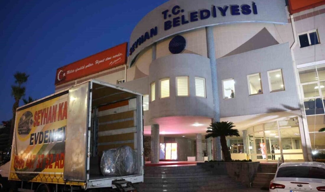 Adana’da CHP’li Seyhan Belediyesine geçmiş dönemde 5 müteahhide borçlar ödenmediği