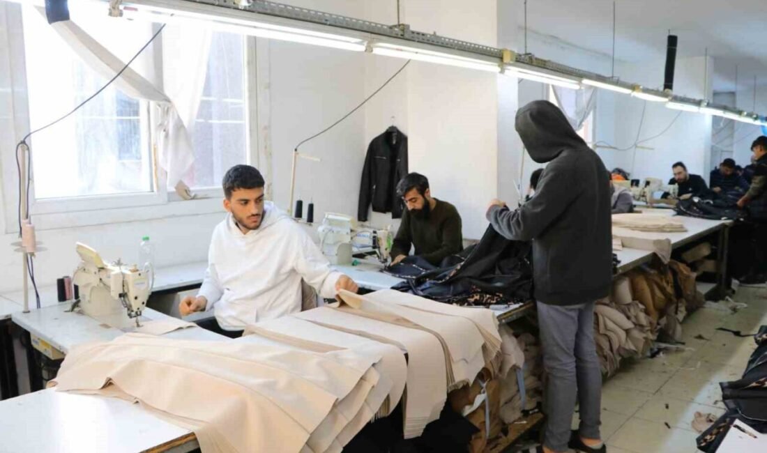 Esad rejiminin devrilmesiyle birlikte Türkiye’deki Suriyelilerin ülkelerine geri dönmeye başlaması,