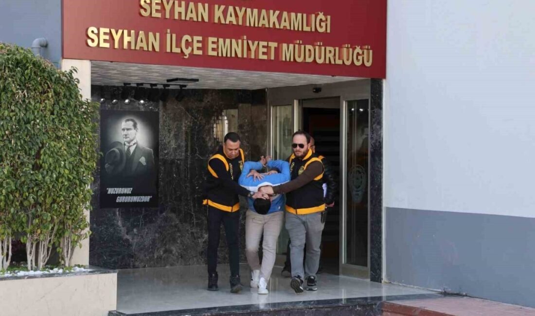 Adana’da restorana silahlı saldırı düzenleyip karı-koca ve kızlarını vurup, başka