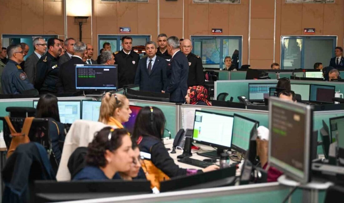 Antalya’da 112 Acil Çağrı Hizmetleri İl Koordinasyon Komisyonu Toplantısı, Vali