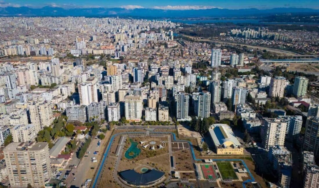 Adana’da yapımı devam eden ‘Millet Bahçesi’nde sona gelindi. Şehrin ortasında