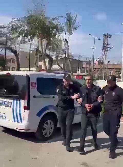 Adana’nın Seyhan ilçesinde uyuşturucu ticaretinden 11 yıl hapis cezasıyla aranan