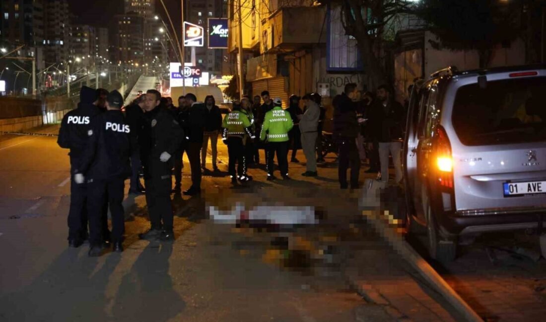 Adana’da aşırı süratli giden hafif ticari araç, elektrikli bisiklete arkadan